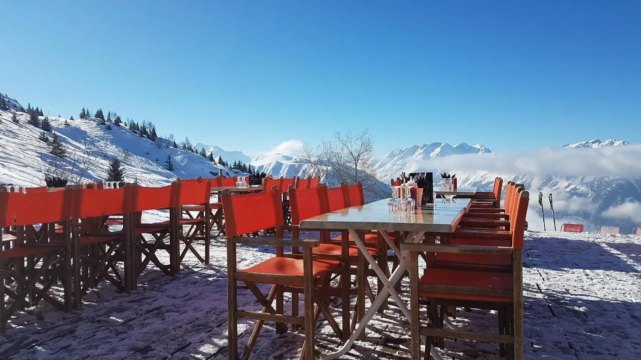 Chalet Solneige Vaujany Bed & Breakfast